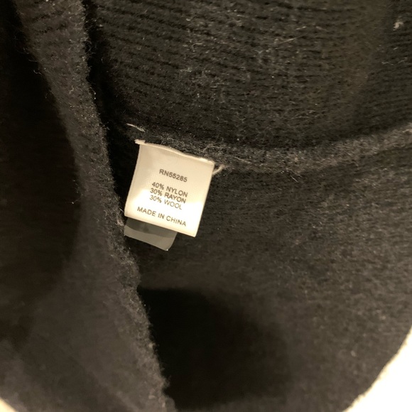 Express Design Studio Sweater - Picture 7 of 8